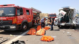 Gaziantepte Zincirleme Kaza 16 Kişi Hayatını Kaybetti