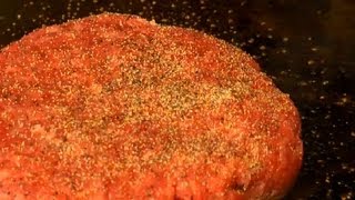 How to Make Juicy & Flavorful Hamburgers : Burgers With Flavor How to Make Juicy & Flavorful Hamburgers : Burgers With Flavor