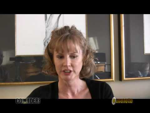 Screenwriter Melissa Rosenberg Interview TWILIGHT: NEW MOON - The Twilight Saga: New Moon