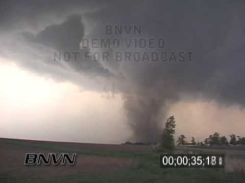 5/11/2000 Fairbanks Iowa Tornado Video