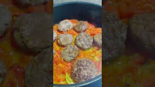 Mi̇lli̇ Mətbəxi̇mi̇zi̇n Sulu Qazan Kotleti̇. Газан Котлети. Кухня Азербайджана.