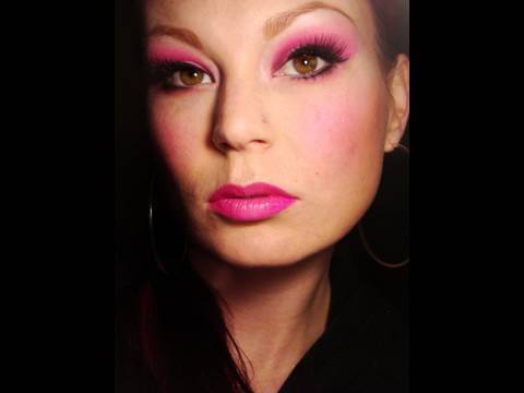 pinks makeup. Monochromatic Pink Makeup