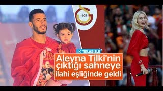 Belhanda 'Taleal Bedru' ilahisi ile sahneye çıktı!