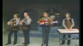 Watch Buck Owens im Goin Home video