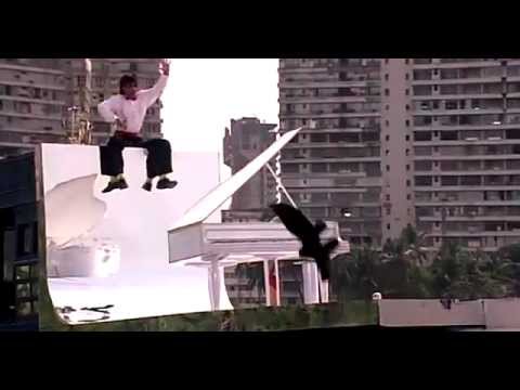 Chaand Taare Tod Laoon Saari Duniya Par Main Chhaoon (Full Song...