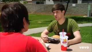 Watch Smosh I Heart Burgers video