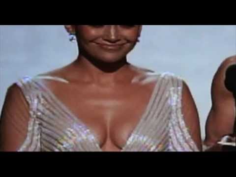 Jennifer Lopez Nipple Slip At Oscars 2012 J Lo Boobs