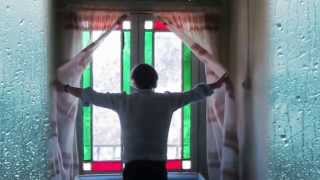 Watch Bob Dylan Sign On The Window video