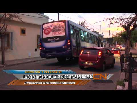 Un colectivo perdió una rueda en pleno recorrido y terminó en la vereda.