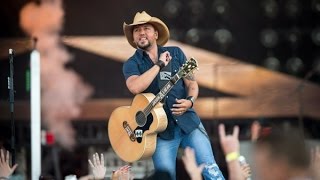 Watch Jason Aldean Dont Change Gone video