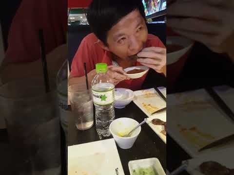 Cuối tuần dẫn 2 con đi ăn Buffet Lotte Quận 7