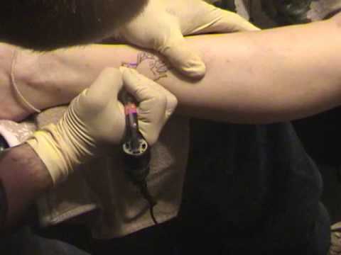 make tattoo gun. how to make homemade tattoo gun. home made tattoo gun No2