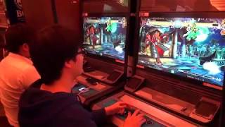Les arcades existent encore au Japon (Akihabara electric town)