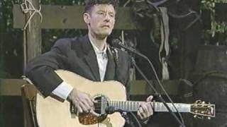 Watch Lyle Lovett Nobody Knows Me Live video