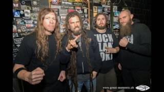 Watch Six Feet Under Wrathchild video