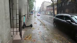 Nikishowec Walking Raining Street