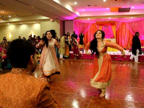 THE BEST PITHI DANCE EVER! (2 OF 3) FARIHA & MALIKS WEDDING!