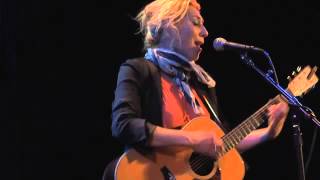 Watch Martha Wainwright Tower Song video