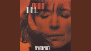 Watch Marianne Faithfull The Ballad Of The Soldiers Wife video