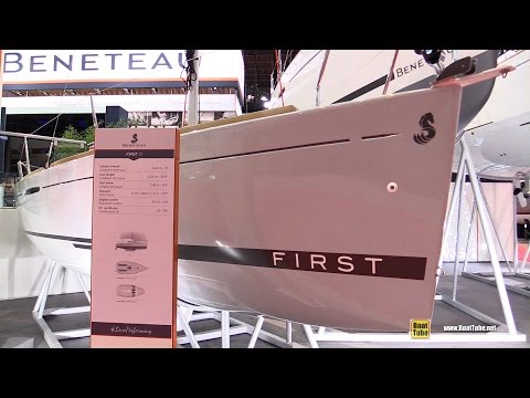 2017 Beneteau First 20 Sailing Yacht - Deck and Interior Walkaround - 2016 Salon Nautique Paris