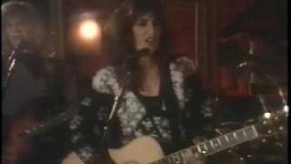 Watch Karla Bonoff Tell Me Why video