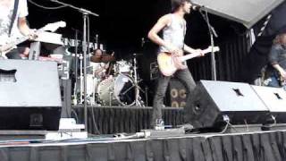 Watch Jonezetta Backstabber video