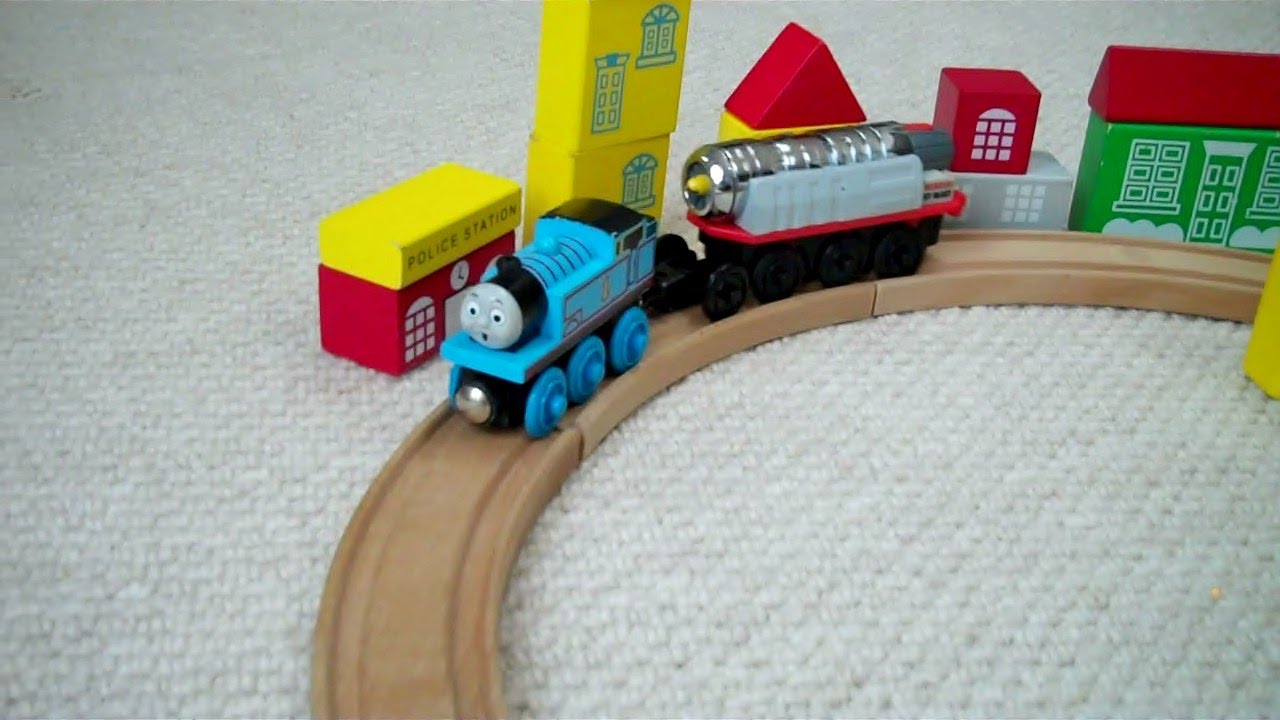 Engine Motorized wooden Kids Thomas The Train Set Toy Thomas The Tank 