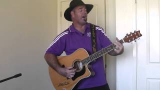 Watch Slim Dusty Things I See Around Me video