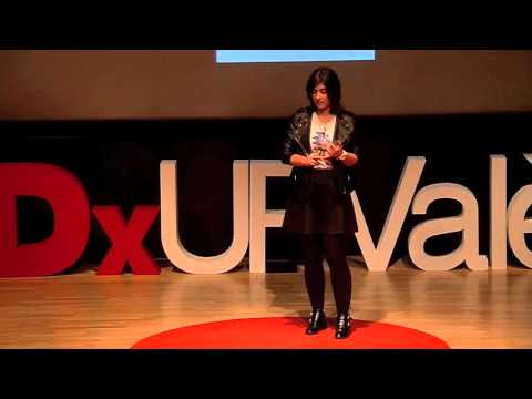 El espacio público como tablero de juego | Aida Navarro | TEDxUPValència