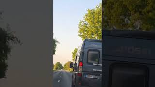 Ölüm Var Ölüm Ki̇mi̇ Seversen Sev Ayrilacaksin Abone Olmayi Unutmayin