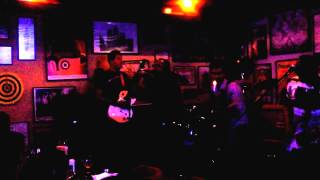 BANDWAGON - Cuando Seas Grande (En Vivo @ Public House, San Juan del Río)