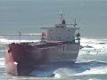 ship runs aground
