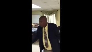 VIDEO: Haiti - Yon Candidat President Provisoire PETE KOKEN nan Parlement