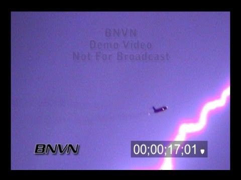 Aviation And Lightning Video. Airplanes and Lightning Video