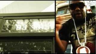 Watch Gorilla Zoe Waddle video