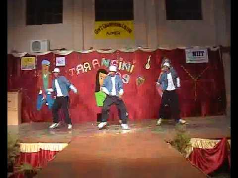Performance on O Hum Dum Suniyo Re