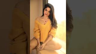 Divya Bharathi Hot Gallery