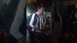 Şampiyonluk Maçı Izlerken Çişi Gelen Fanatik Beşiktaşlı