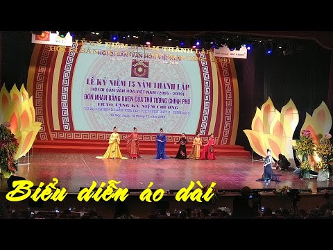 Biểu diễn áo dài truyền thống với những cách điệu độc đáo ấn tượng CLB Vlanna Kids