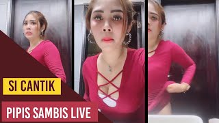 Watermelon Pipis Sambil Live Di Kamar Mandi..