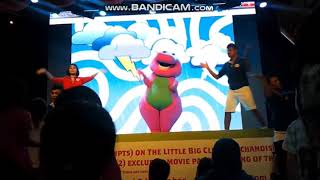 Barneys Beach Party Live Show In Dubai