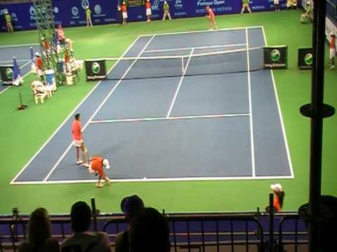 Tamarine タナスガーン vs． Alla Kudryavtseva 1st round Pattaya PTT Open 2010 Part 5