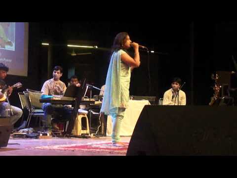 AKHION KO REHNE DE--Bobby--Lata Mangeshkar--Sung By Priyanka...