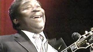 Watch Bb King Lay Another Log On The Fire video