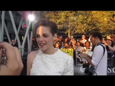Kristen Stewart Eclipse Interview. The Twilight Saga: Eclipse: Kristen Stewart Chats At The Premiere!