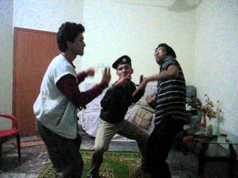 POLICE WICH BhARTI HO GAYA