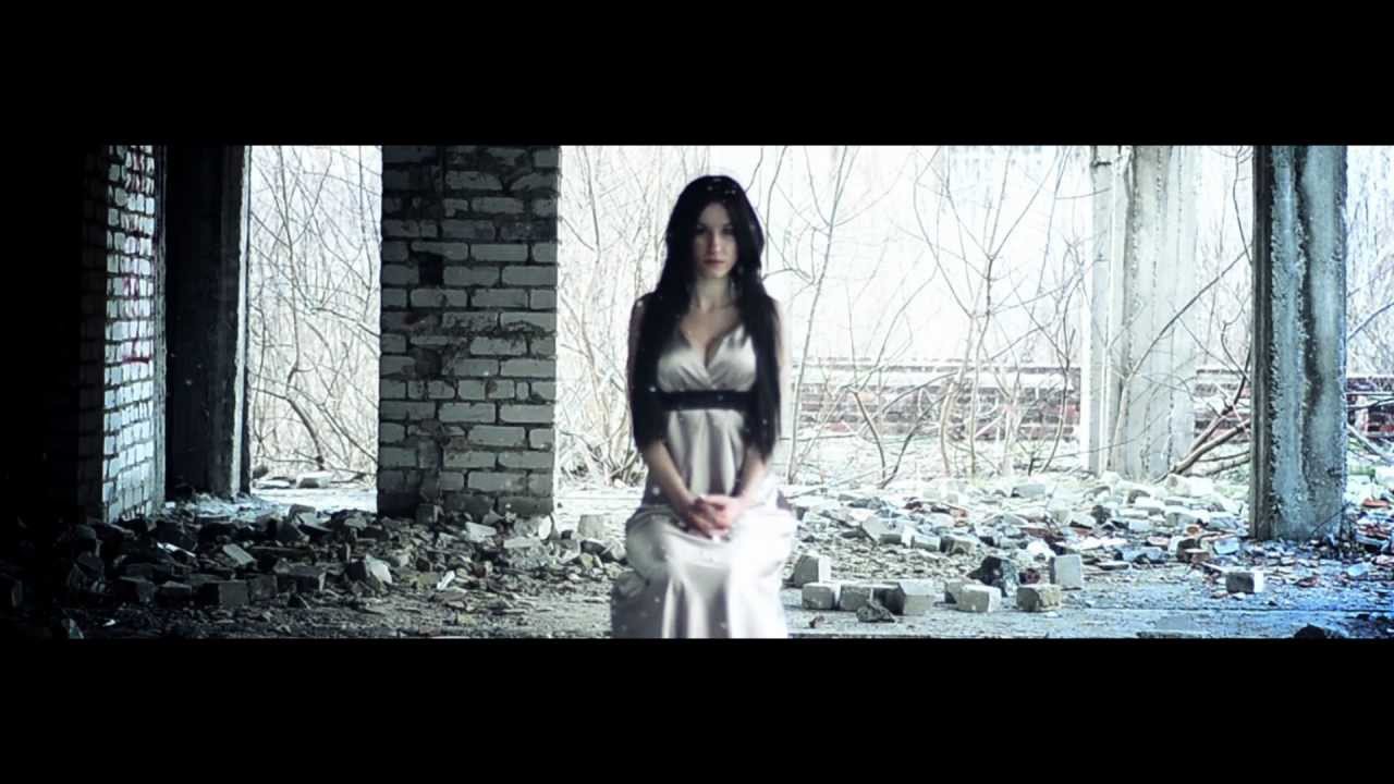 Одна девушка на семерых. Lily Lamour