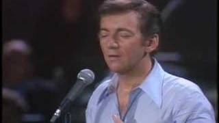 Watch Bobby Darin If I Were A Carpenter video