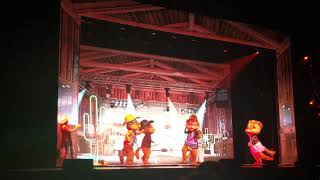 Alvin And The Chipmunks Live Show Part 4.