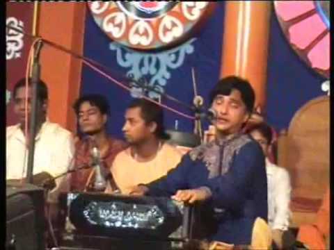Woh Kala Ek Basuri Wala_Bhajan by Sushanta Sinha at Ratha YatraDhaka...